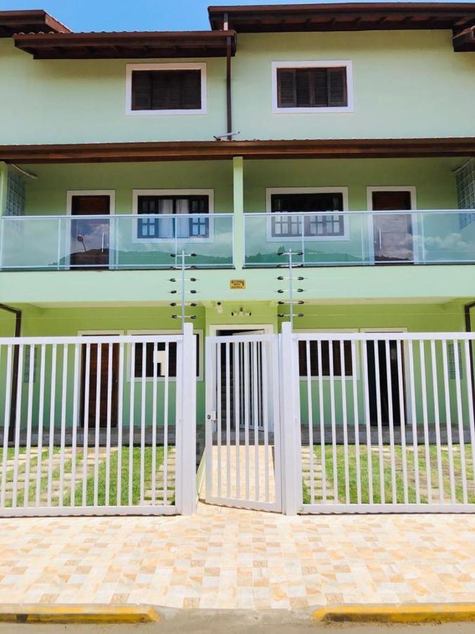 Villa Palmeira Ubatuba Exterior photo